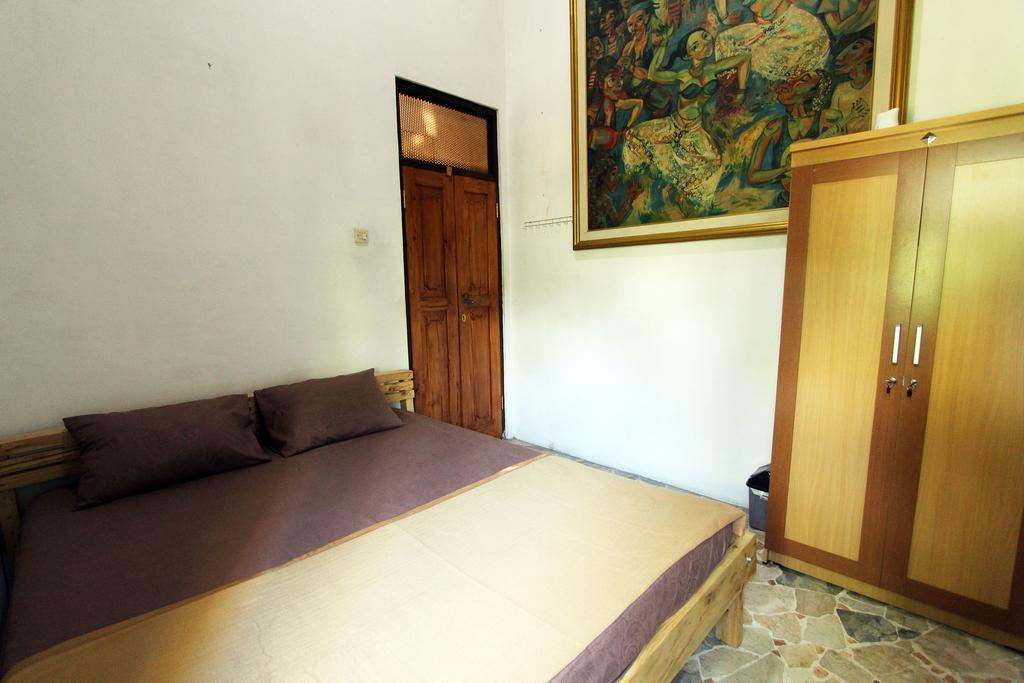 Posnya Seni Godod Art Gallery & Homestay Yogyakarta Ngoại thất bức ảnh