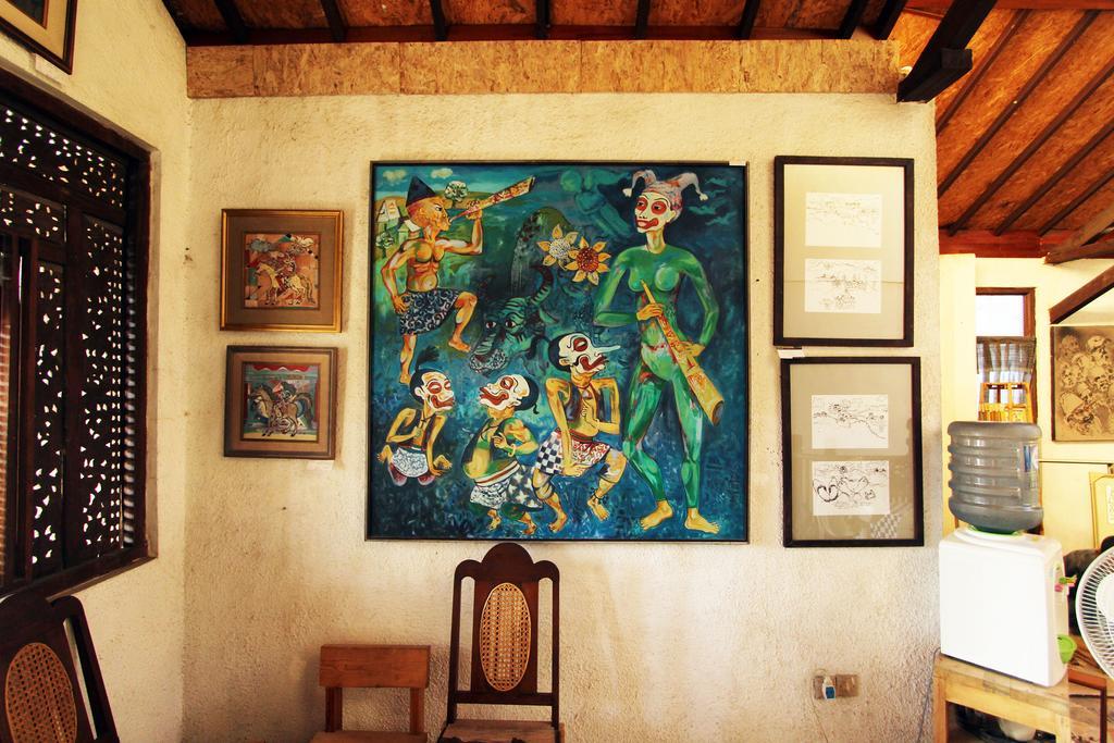 Posnya Seni Godod Art Gallery & Homestay Yogyakarta Ngoại thất bức ảnh